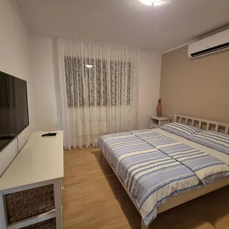 Small With Astonishing Seaview, Few Minutes From Beaches * 奈维斯