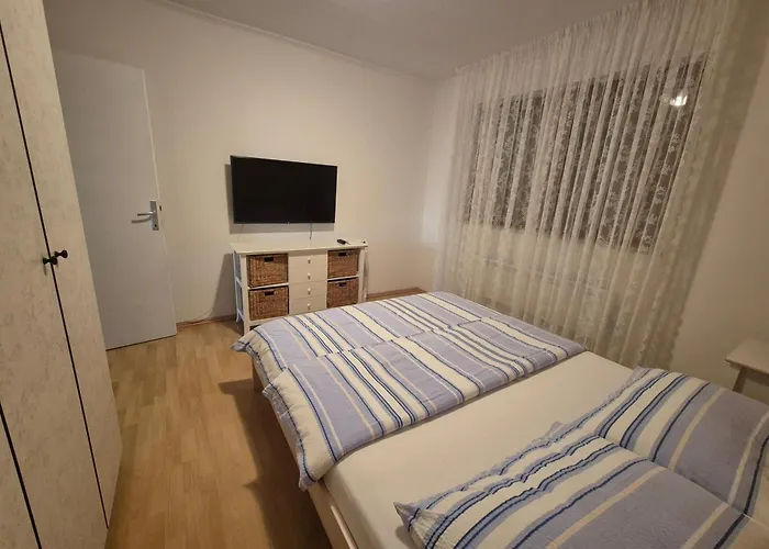 Small With Astonishing Seaview, Few Minutes From Beaches 公寓 奈维斯